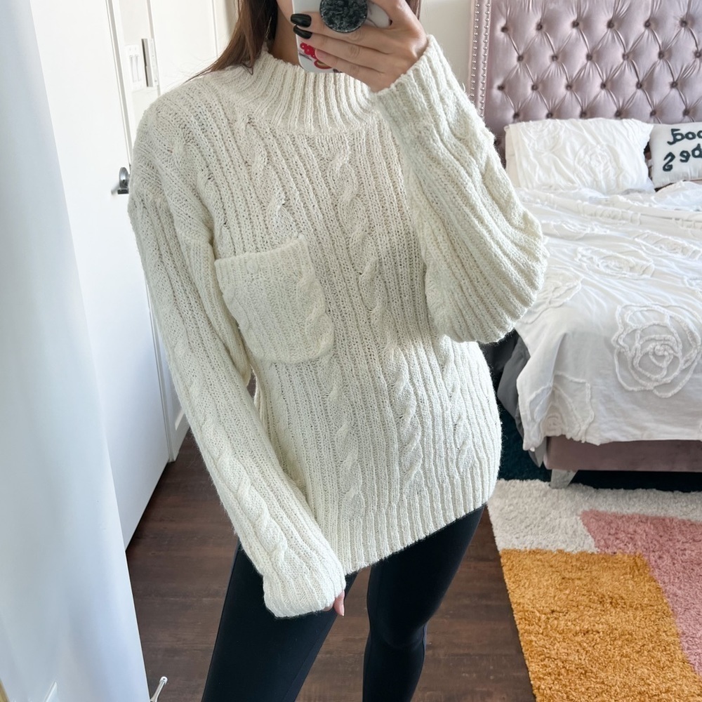 Vintage Mervyns White Cable Knit Turtleneck Pullover Sweater Sz S Preppy Capsule - Picture 3 of 7